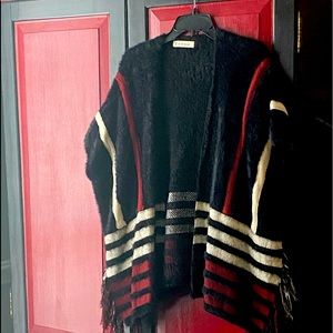 Beautiful cardigan throw that’s light and easy to layer